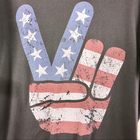 COPY - Vintage Look Peace Sign T-shirt XL - Picture 2 of 4